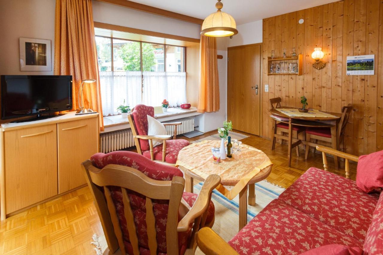 Cafe Chiemgau Und Gaestehaus Ruhpolding Dış mekan fotoğraf